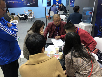 啟博亮相中國國際電子商務(wù)博覽會(huì):人氣高漲,穩(wěn)站C位